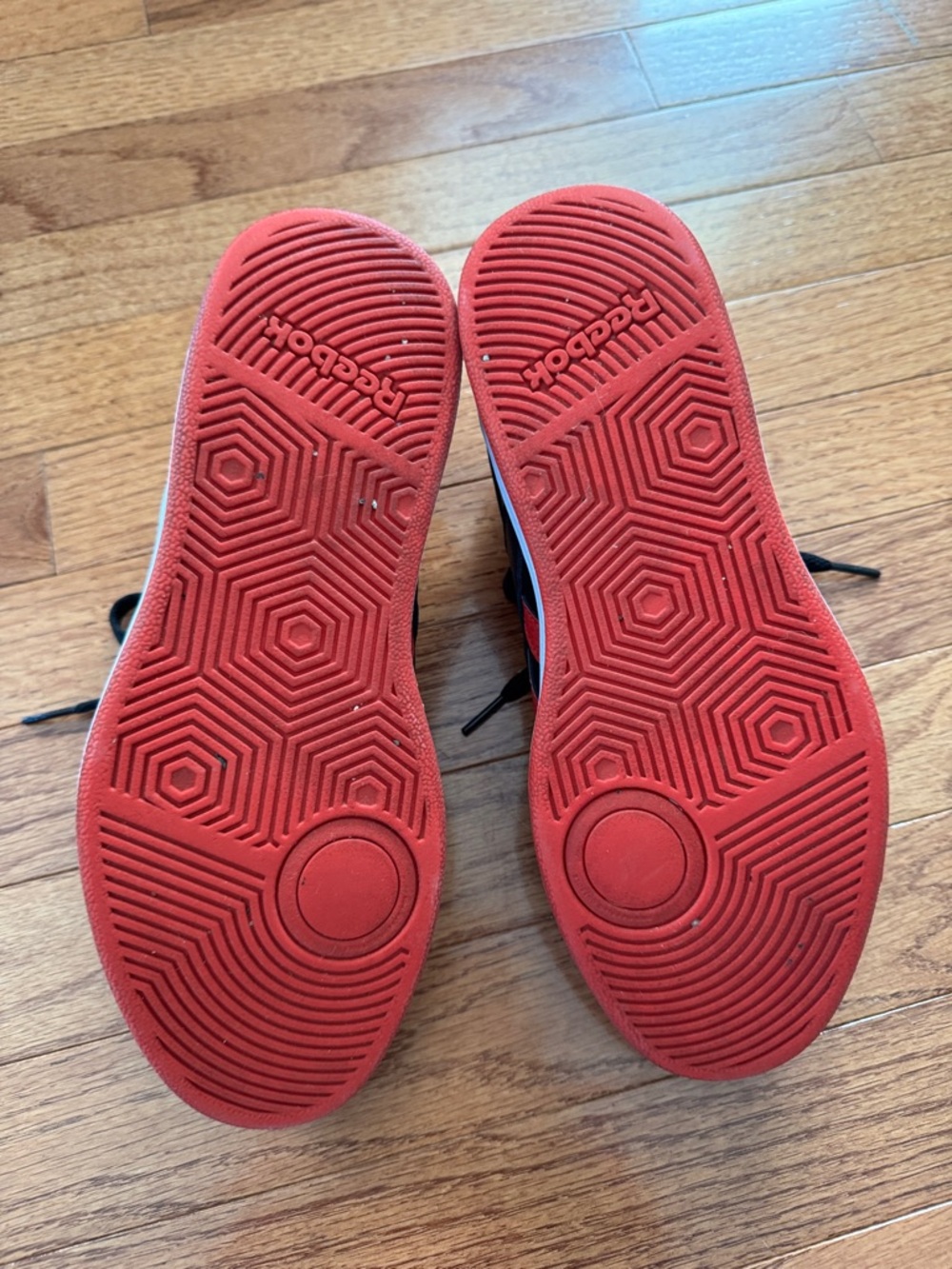 Reebok Men's Black Vector Red  SKU GW0100 - Picture 3 of 4